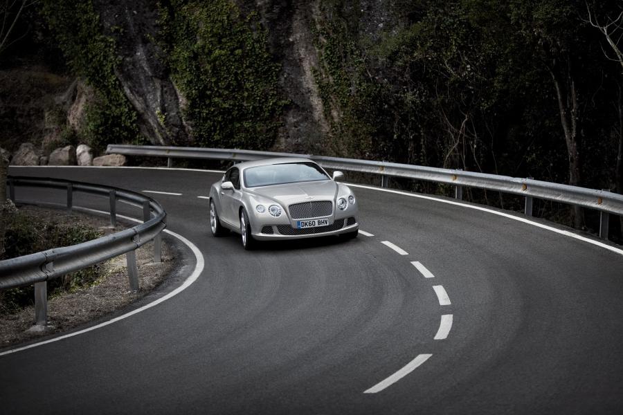  Bentley Continental GT 2011 года  (фото 114 из 151)